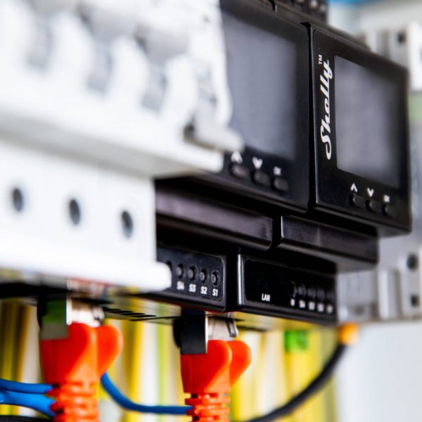 Shelly Pro 4PM - 4 channels DIN rail relay switch - Image 4
